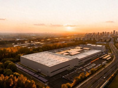 吉利全球全域安全中心发布，创五大世界纪录树立行业标杆