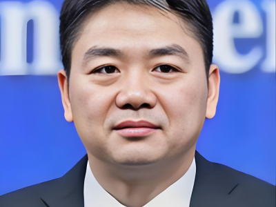 刘强东52岁投身游艇制造，要让游艇像汽车一样进万家