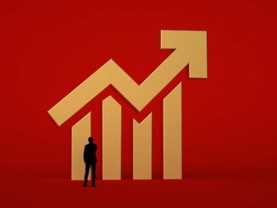 横店群演投15万买东方财富坚守8年 片场路人变身资本主角