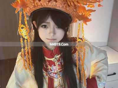 湖北25岁女孩仅用牙齿啃雕胡萝卜，作品栩栩如生走红网络