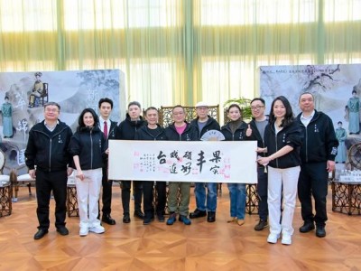 恭王府变身历史舞台，张黎执导话剧萃锦园再现名园故事