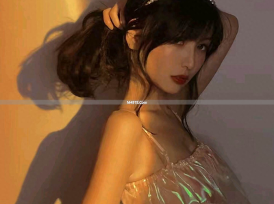 知名游戏女主播叶知秋合约到期，转型当舞蹈主播回归抖音首秀