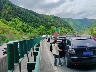 过年回村别只看车！村里人更在乎你工作稳不稳、能帮啥忙