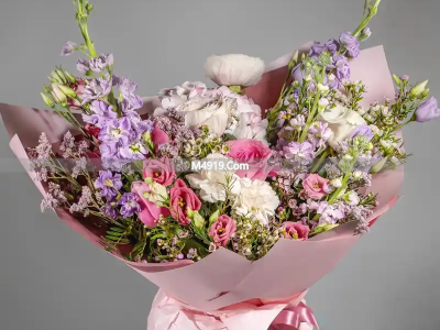 深深思念你，爱意难舍，即便缘浅，你仍是我今生情牵