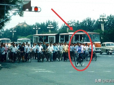 70年代回忆杀：冰棍、小贩、露天电影，那些难忘的老时光