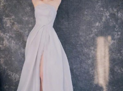 谭松韵30岁转型惊艳！水雾蓝长裙仙气十足，找到最适合的风格