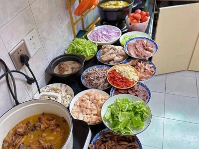 舅妈群里说今年不用拜年，炸出全家真心话