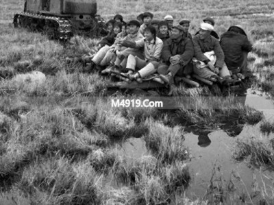 黑龙江建设兵团：荒原变粮仓，铸就‘热爱祖国、无私奉献’精神