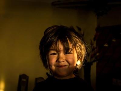 孩子不听道理怎么办？麦拉宾法则告诉你如何有效沟通