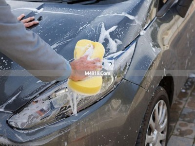 自己洗车其实最伤车？14年司机揭秘两大隐形伤害