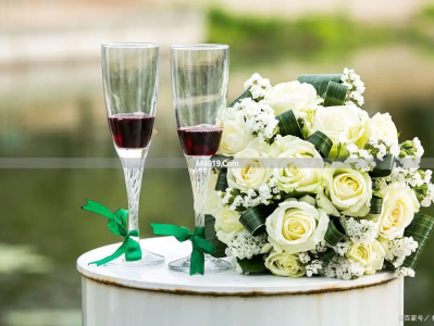 爱你不变想你年年，深情诉说一颗心全是对你的思念