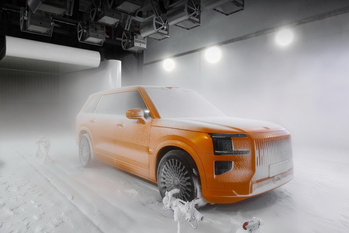 吉利全球全域安全中心发布，创五大世界纪录树立行业标杆