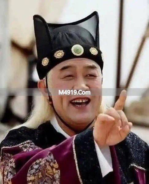 朱元璋立铁牌防太监干政，违者斩