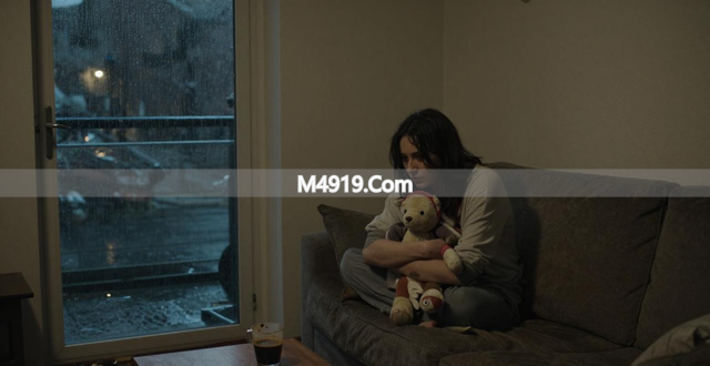 养宠失去的痛苦及感情中‘分离焦虑’的几种表现