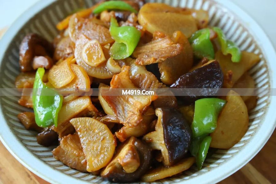 秋冬必尝！白萝卜与五花肉、香菇搭配的绝妙吃法