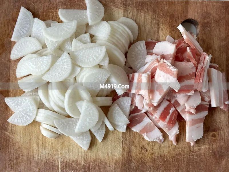 秋冬必尝！白萝卜与五花肉、香菇搭配的绝妙吃法