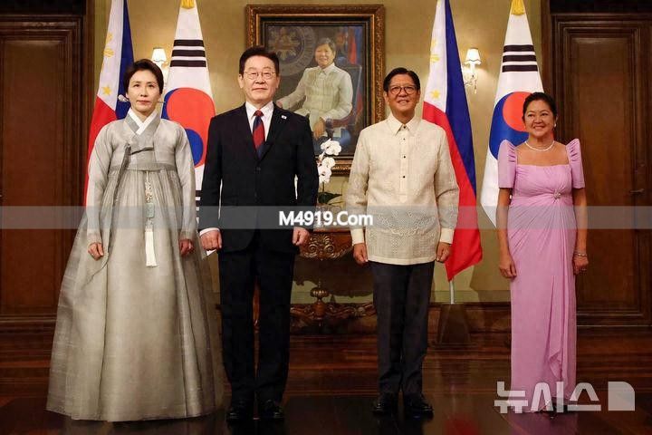 _菲律宾前第一夫人年轻时照片_菲律宾第一夫人