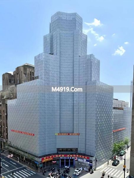 上海外滩旁百年福州大楼维修变身网红打卡点，网友狂夸