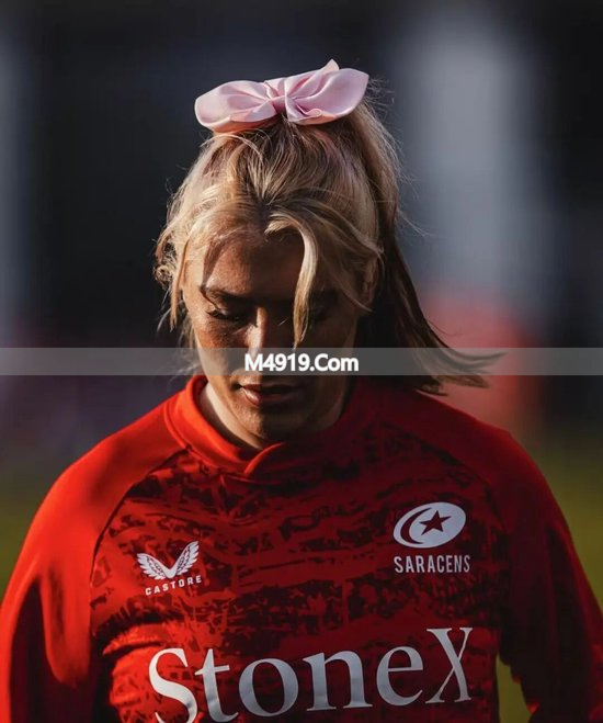 女性带妆运动遭质疑，女运动员因爱美受性别审视