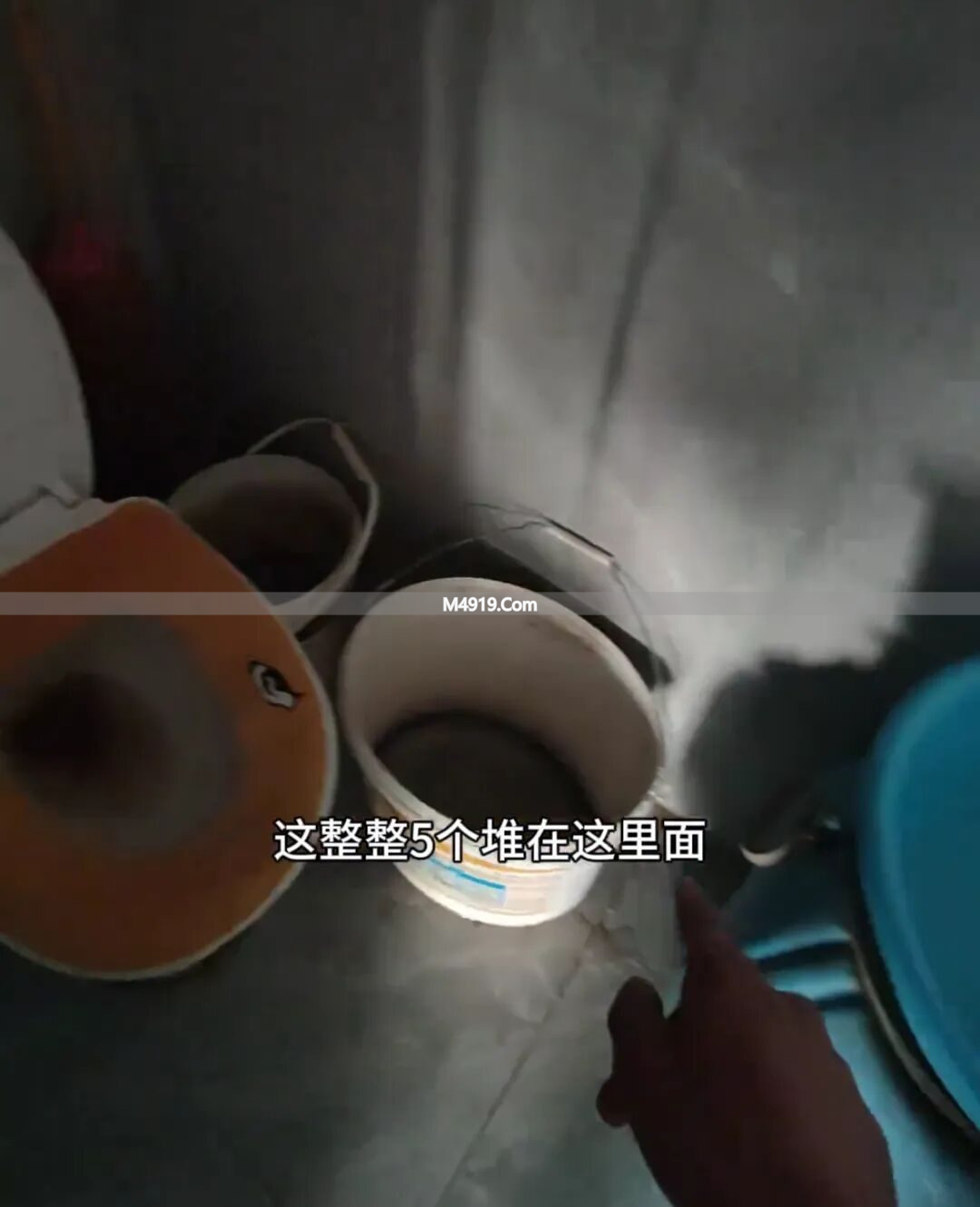 花百万买的江景房成废品站，两代人观念差异大沟通难