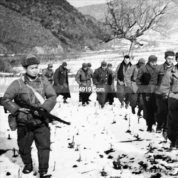 志愿军炮兵阵地__志愿军美式榴弹炮
