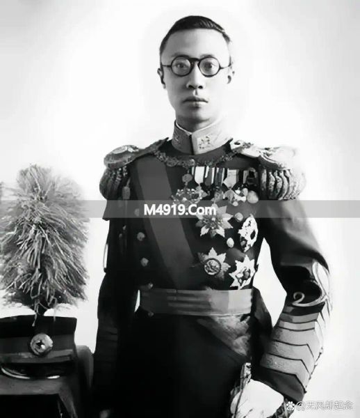 溥仪妻子获准留宿一夜，为何却选择离婚？