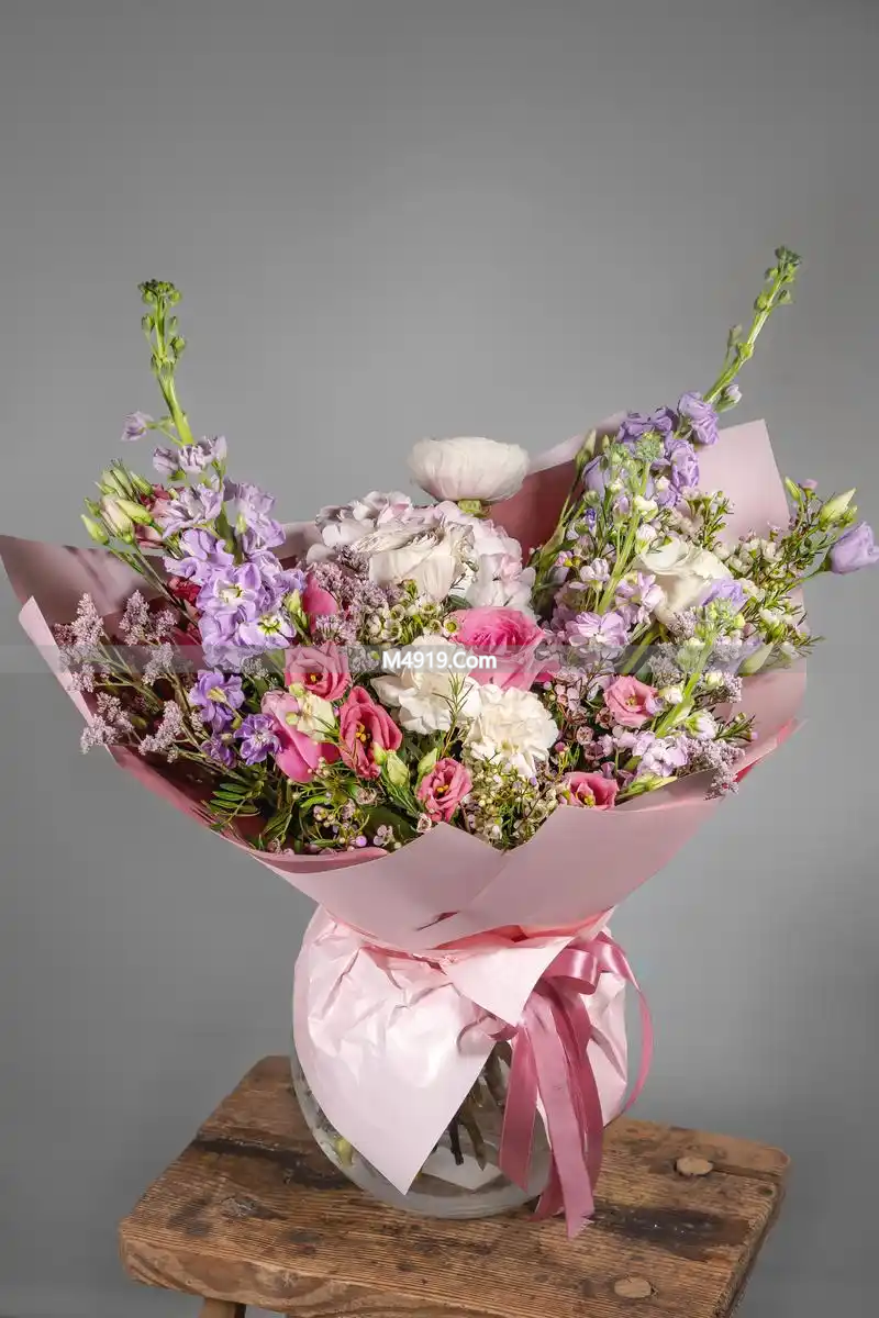 深深思念你，爱意难舍，即便缘浅，你仍是我今生情牵