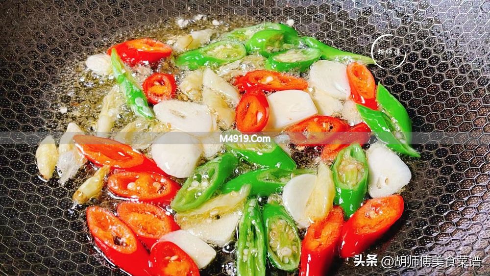 立夏后,使劲吃这菜,一降火、二润肠、三健脾开胃,鲜嫩别不懂吃__立夏后,使劲吃这菜,一降火、二润肠、三健脾开胃,鲜嫩别不懂吃
