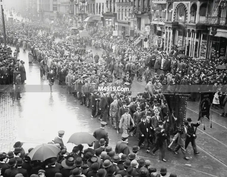 美国史上最高富人所得税率94%！罗斯福如何抢富救美？