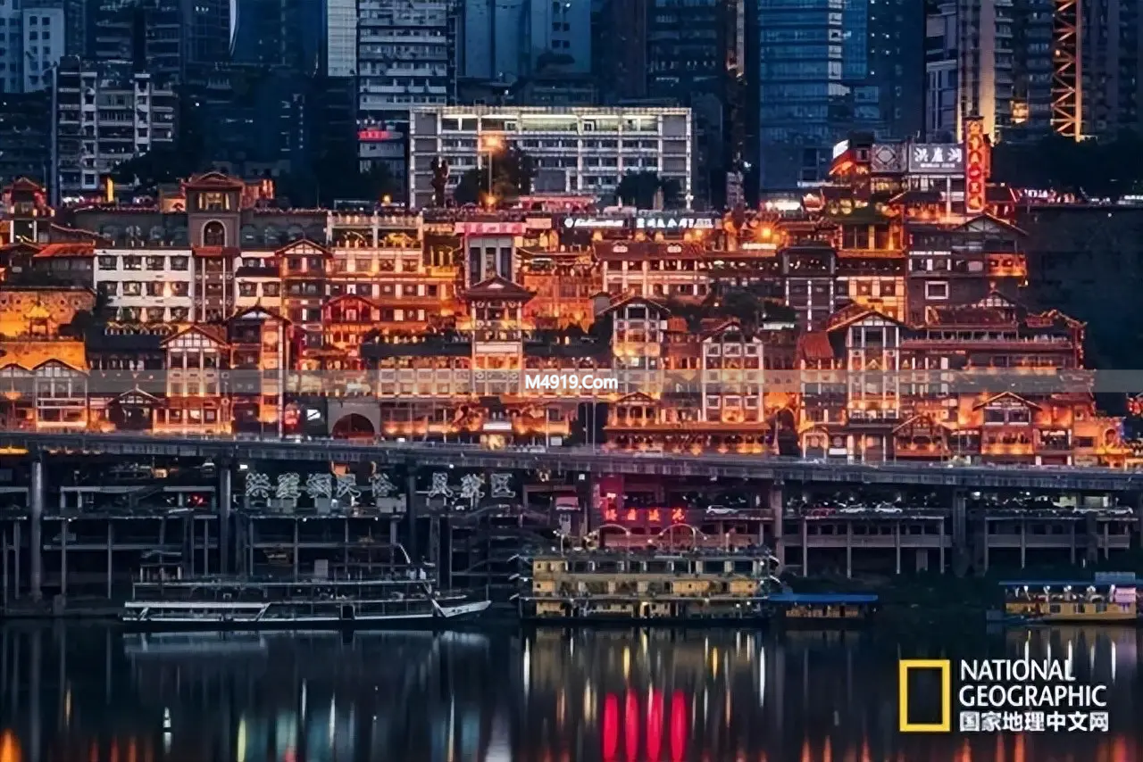 重庆人的性格特点：热辣直爽，码头文化下的家庭与娱乐特色