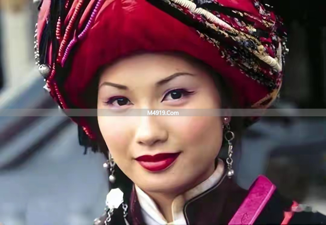 袁彩云淡出多年后选舞台剧复出，兼顾家庭与舞台两不误