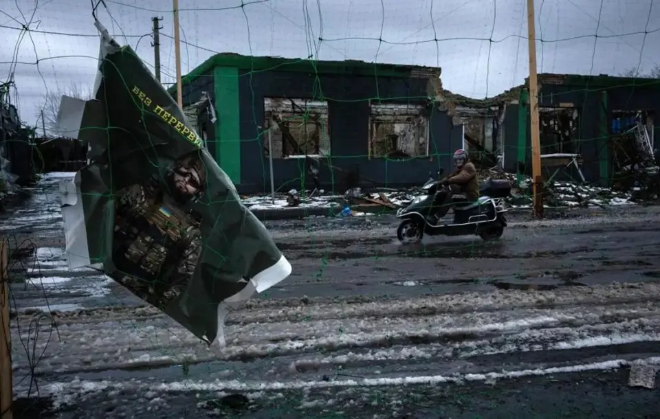 乌军5万精锐猛攻，马斯克切断星链让俄军指挥失灵