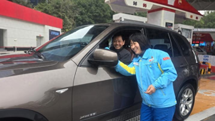 春运回家路 重庆六百座驿站免费歇脚暖人心