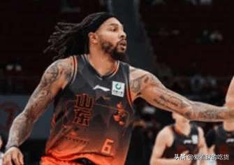 山东被深圳绝杀！王浩然神奇一球定胜负，克里斯30分白砍了