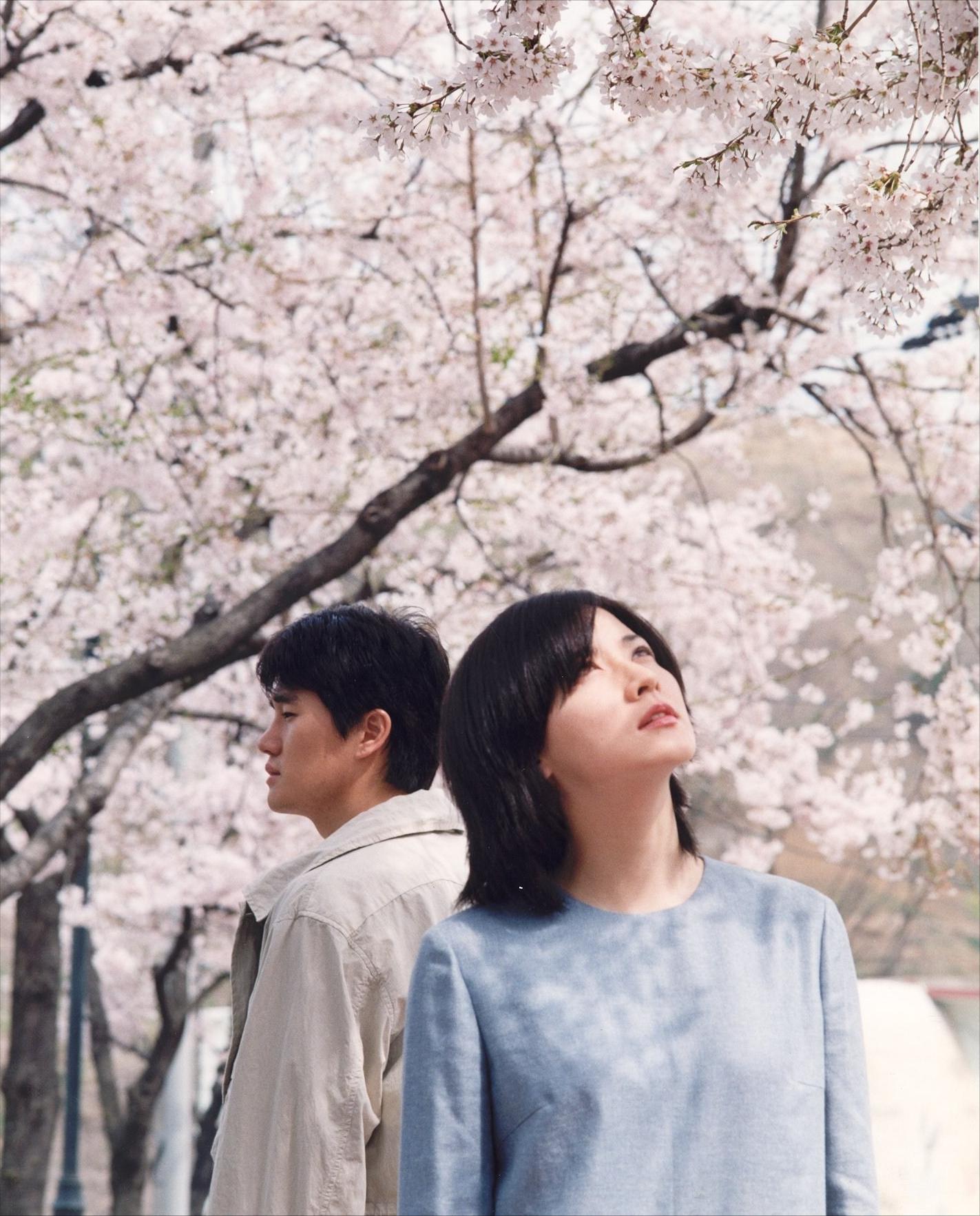 十九岁忘年恋，二十年后收获幸福人生