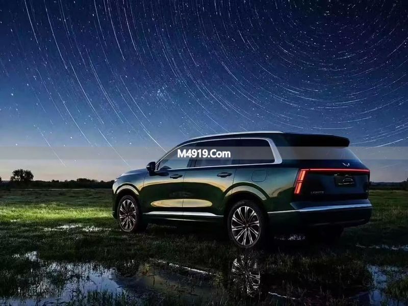 五菱星光L中大型插混SUV，油耗不到6L，纯电续航不到200km