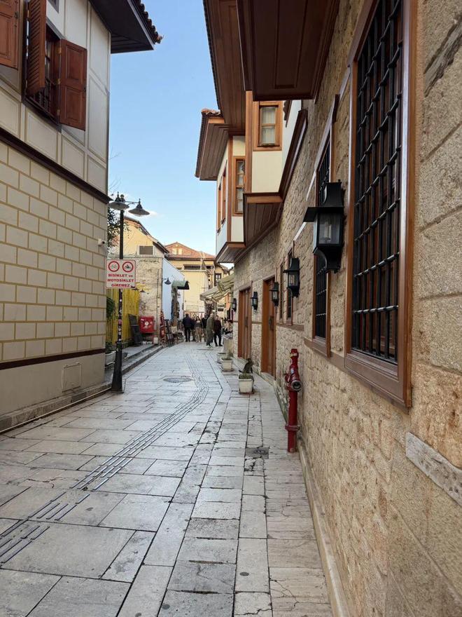 土耳其安塔利亚酒店_土耳其安塔利亚博物馆_