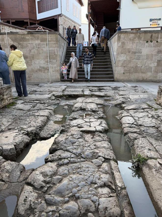 土耳其安塔利亚老城区游玩攻略 地中海畔的古城风光