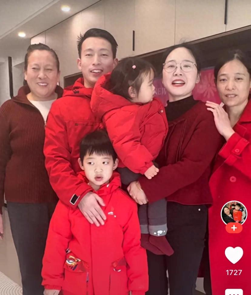 安妈回应婆婆和家纺争议，一番话让人心疼网友热议