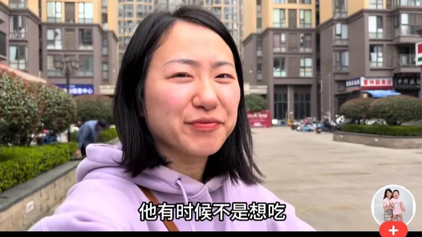 胖虎妈妈:8个月妹妹叫爸爸 发育正常 罕见露正脸!苦尽甘来 不容易_胖虎妈妈:8个月妹妹叫爸爸 发育正常 罕见露正脸!苦尽甘来 不容易_