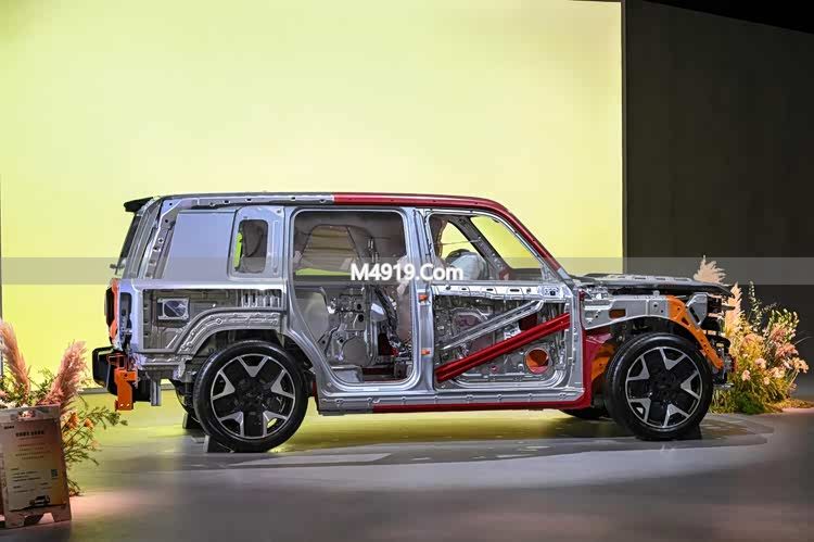 _家庭新硬派iCAR V27正式上市,售价16.98万元起_家庭新硬派iCAR V27正式上市,售价16.98万元起