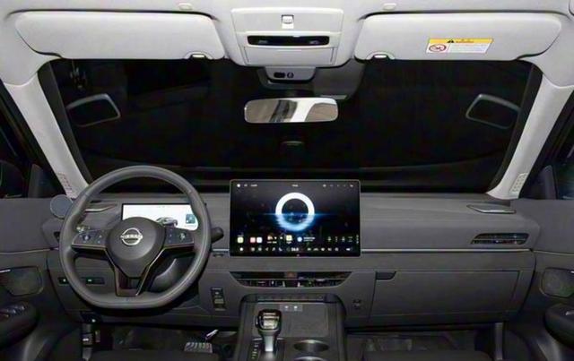 日产天籁内饰评测 NAPPA真皮移动大沙发 鸿蒙座舱大屏物理按键