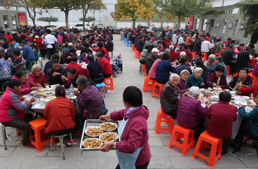 现如今，农村的攀比风，好像被风慢慢地给刮过去了_现如今，农村的攀比风，好像被风慢慢地给刮过去了_