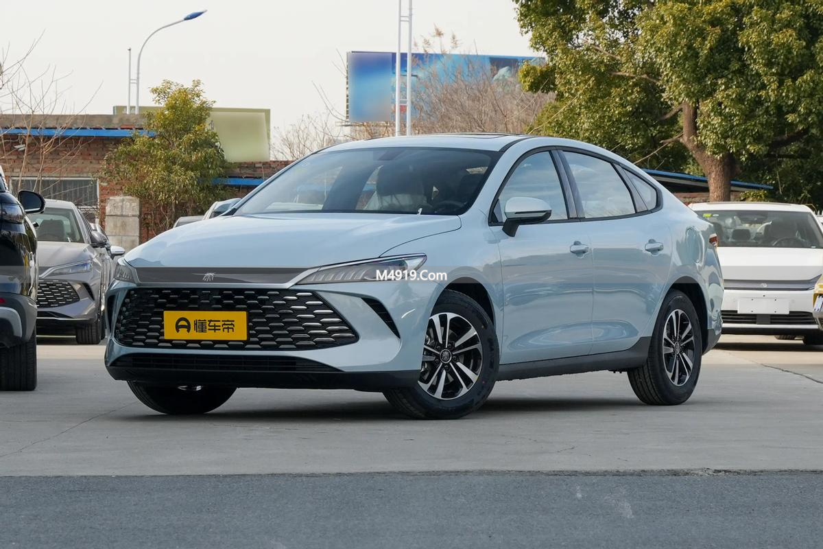 10万买奥迪是经销商清库优惠，豪华品牌入门车非传统豪车