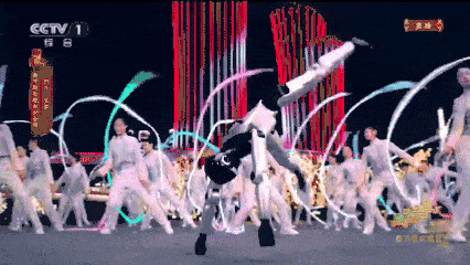 易烊千玺春晚与机器人共舞，机器人竟是江苏造