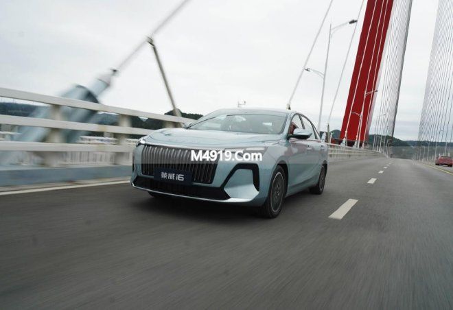 试驾荣威rⅹ3pro_荣威ⅰ5试驾2020款_