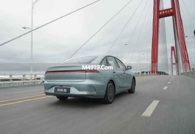 试驾荣威rⅹ3pro__荣威ⅰ5试驾2020款