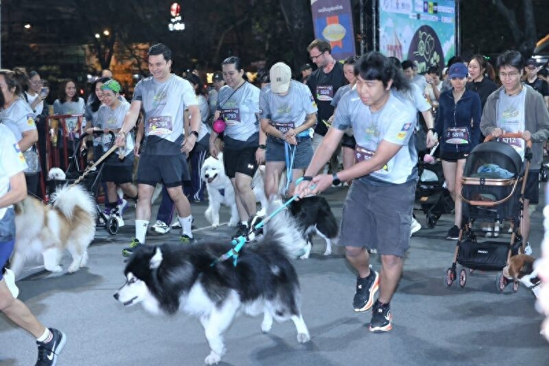 泰国苏提达王后热衷公益跑，展现多样技能受众人称赞