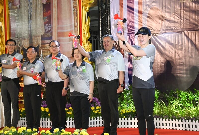 泰国苏提达王后热衷公益跑，展现多样技能受众人称赞