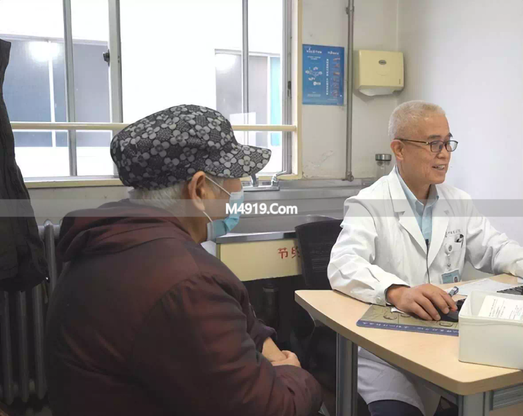 日常养生睡前泡脚有讲究，方式不对小心身体吃不消